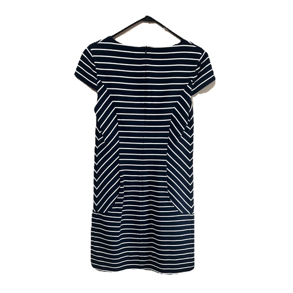 CARRÉ NOIR STRIPED BLACK AND WHITT MINI DRESS IN SIZE SMALL - Picture 2 of 4